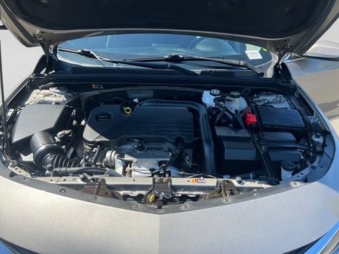 Used 2023 Chevrolet Malibu LT FWD image 19