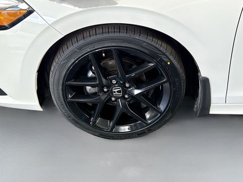 Used 2023 Honda Civic Sport image 38