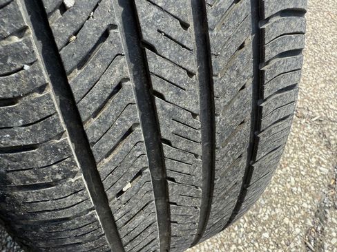 Used 2017 Ford Focus SE w/ Cold Weather Package image 16