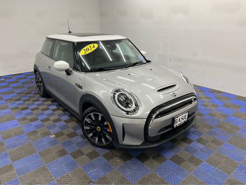 Used 2024 MINI Cooper SE image 33