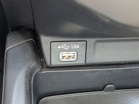 Used 2020 Honda CR-V LX image 21