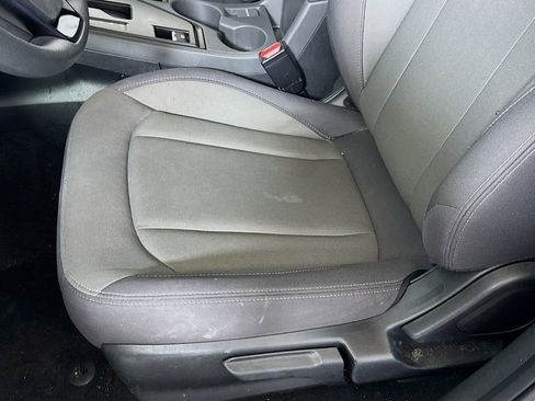 Used 2024 Subaru Crosstrek 2.0i AWD/4WD image 18