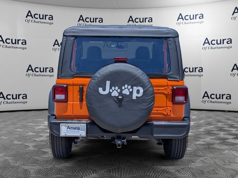 Used 2025 Jeep Wrangler Sport AWD/4WD image 6