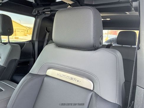 Used 2025 GMC Hummer EV 2X AWD/4WD image 33