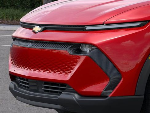 New 2026 Chevrolet Equinox EV LT image 13