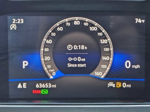 Used 2022 Volkswagen Tiguan SE FWD image 29
