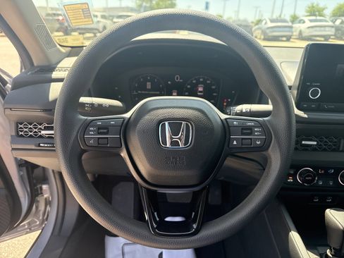 Used 2025 Honda Accord SE image 16