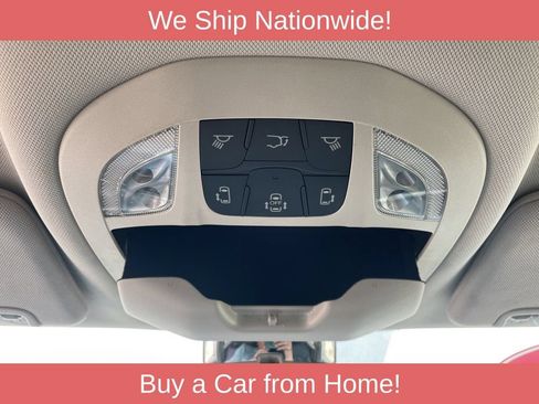 Used 2024 Chrysler Pacifica Touring-L FWD image 26
