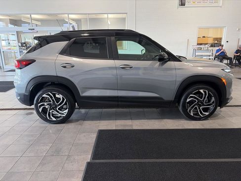 New 2026 Chevrolet TrailBlazer RS w/ Convenience Package FWD image 2