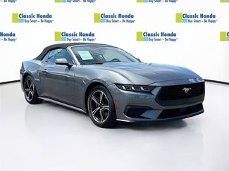 Used 2025 Ford Mustang Premium RWD video 1