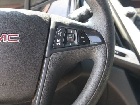 Used 2017 GMC Terrain SLE AWD/4WD image 18
