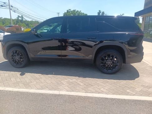 Used 2024 Chevrolet Traverse LS w/ Midnight/Sport Edition AWD/4WD image 3