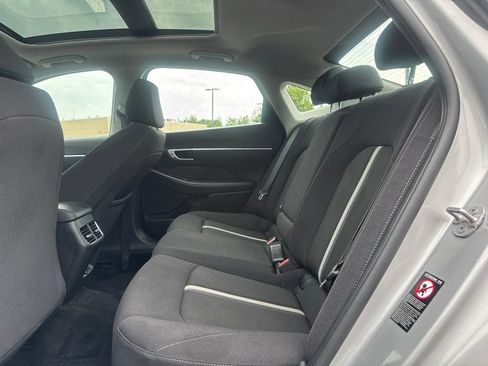 Certified 2023 Hyundai Sonata SEL w/ Convenience Package FWD image 23