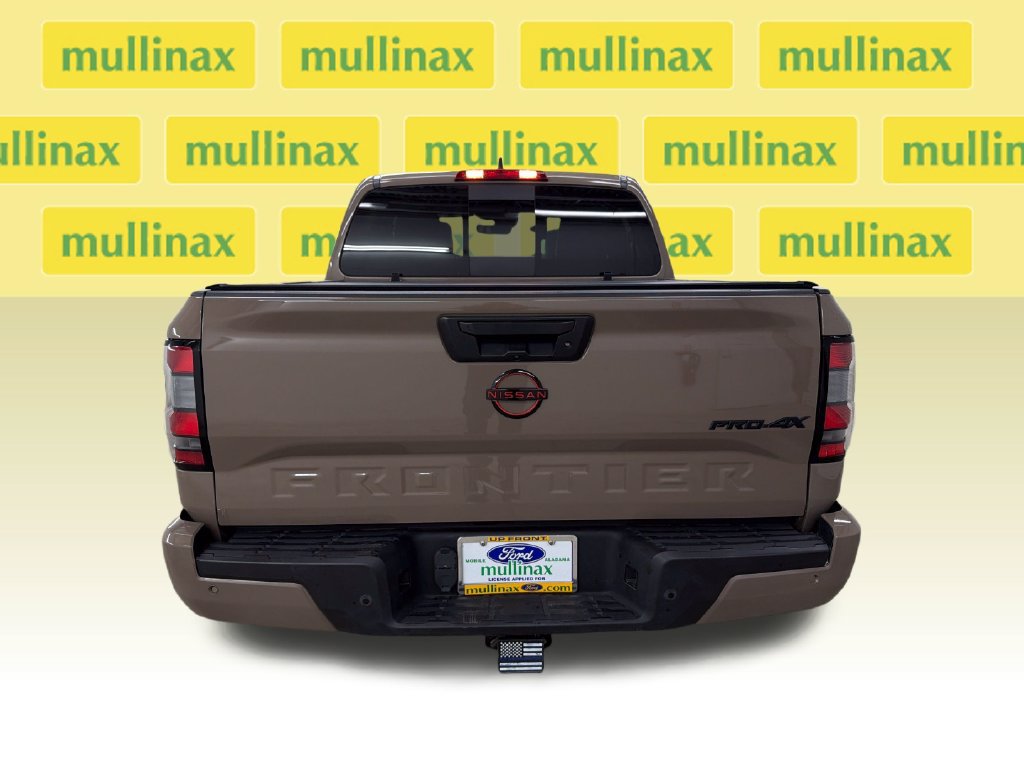 Used 2023 Nissan Frontier PRO-4X w/ Pro-4X Premium Package AWD/4WD image 7