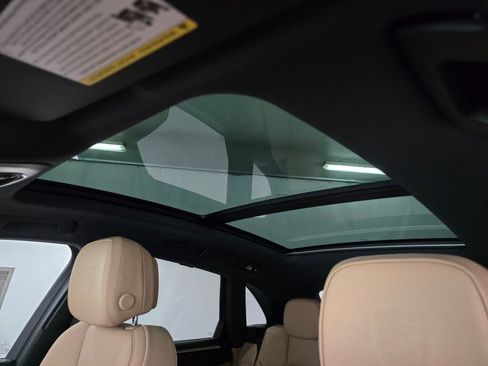 New 2026 Porsche Macan AWD/4WD image 45