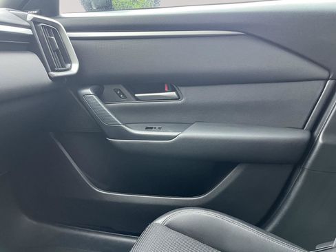 Used 2025 MAZDA CX-50 AWD 2.5 S w/ Premium Package image 23