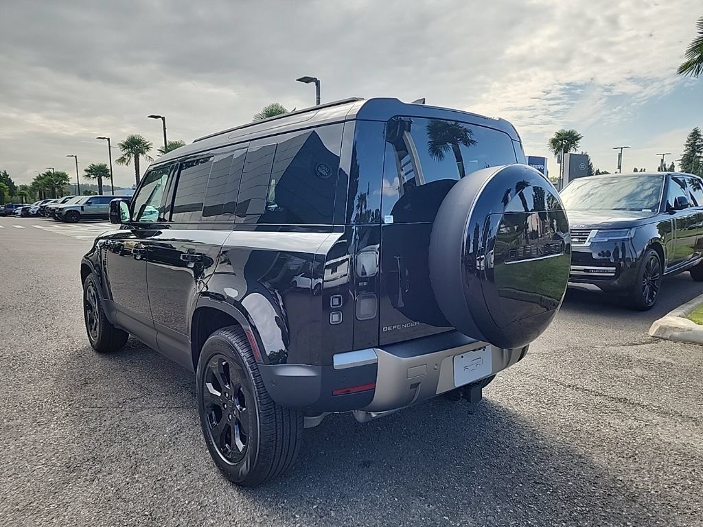 New 2026 Land Rover Defender 110 S AWD/4WD image 3