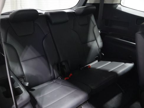 Used 2025 Kia Telluride S AWD/4WD image 22