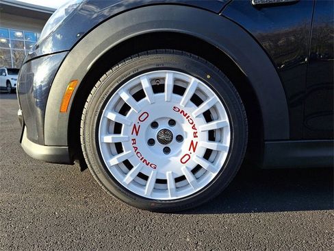 Used 2022 MINI Cooper S image 8