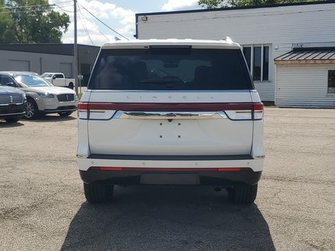 Used 2023 Lincoln Navigator L Reserve AWD/4WD image 5
