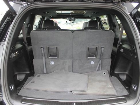 Used 2024 Jeep Grand Cherokee L Limited w/ Black Appearance Package AWD/4WD image 29