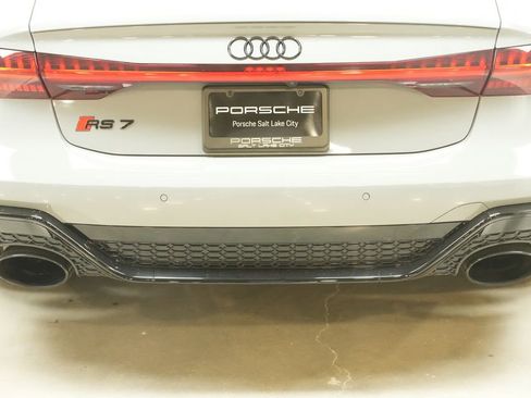 Used 2023 Audi RS 7 Sportback AWD/4WD image 41