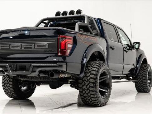 Used 2025 Ford F150 Raptor image 6