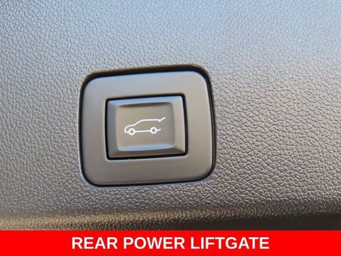 Used 2024 Buick Encore GX Sport Touring w/ Advanced Technology Package image 29