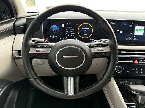 Certified 2025 Hyundai Tucson SEL image 17