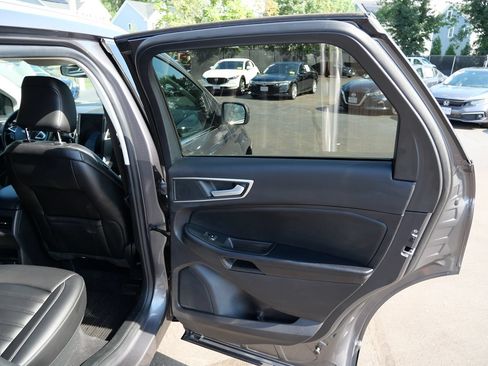 Used 2022 Ford Edge SEL w/ Convenience Package AWD/4WD image 34