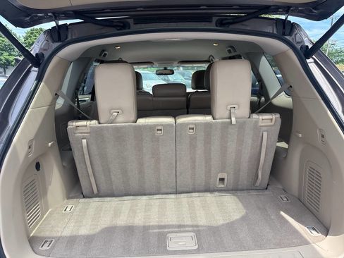 Used 2013 Nissan Pathfinder SL FWD image 19