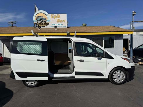 Used 2021 Ford Transit Connect XL image 9