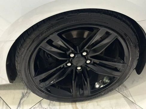 Used 2016 Chevrolet Camaro SS image 31