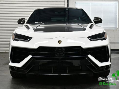 Used 2023 Lamborghini Urus Performante image 4