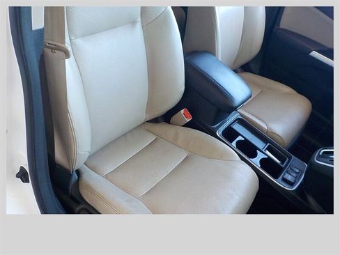 Used 2015 Honda CR-V Touring image 27