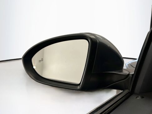 Used 2024 Volkswagen Jetta SE w/ Panoramic Sunroof Package FWD image 16