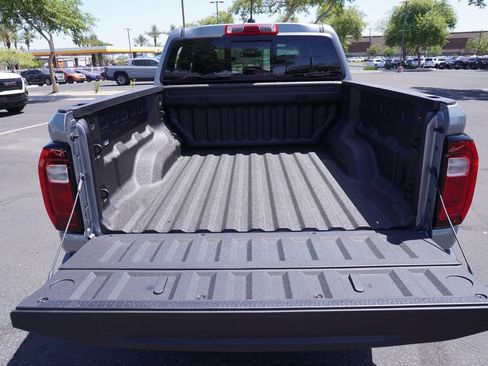 New 2026 GMC Canyon Elevation w/ Convenience Package RWD image 8