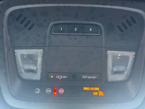 Used 2023 Chevrolet Traverse RS w/ LPO, Floor Liner Package image 56