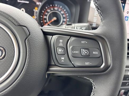 New 2026 Jeep Wrangler Rubicon w/ Xtreme 35 Tire Package image 26