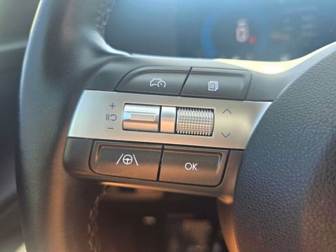 Used 2025 Hyundai Kona SEL AWD/4WD image 31