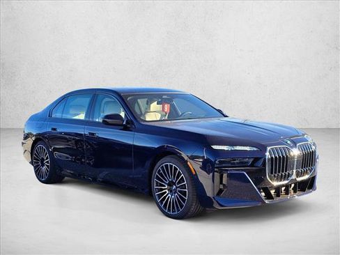 New 2026 BMW 740i xDrive image 6