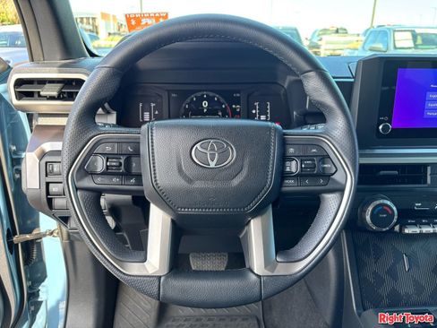 Certified 2026 Toyota 4Runner SR5 AWD/4WD image 21