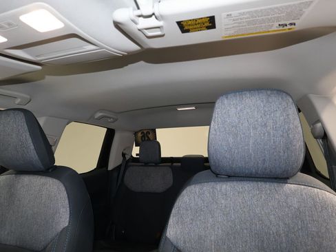Used 2026 Ford Maverick XLT AWD/4WD image 16