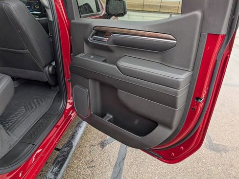 Used 2024 Chevrolet Silverado 1500 RST image 7