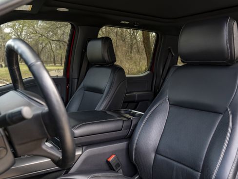 Used 2024 Ford F150 Lariat w/ Equipment Group 502A High image 18