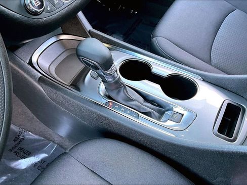 Used 2024 Chevrolet Malibu LT image 13