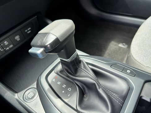 Used 2025 Kia K4 FWD image 36