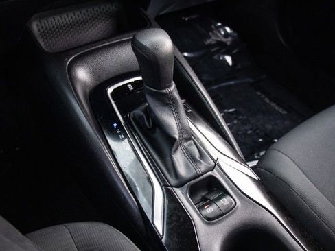 Used 2021 Toyota Corolla LE w/ Carpet Mat Package (TMS) image 17