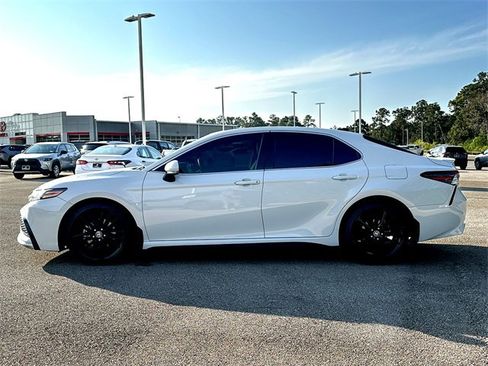 Used 2023 Toyota Camry XSE w/ Navigation Package image 5