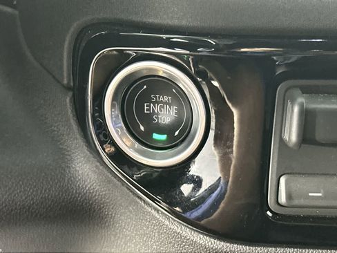 Used 2026 Chevrolet Silverado 1500 RST AWD/4WD image 16